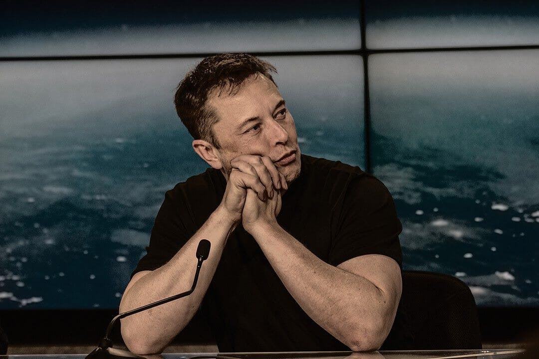 Elon Musk’s Tussle With Apple