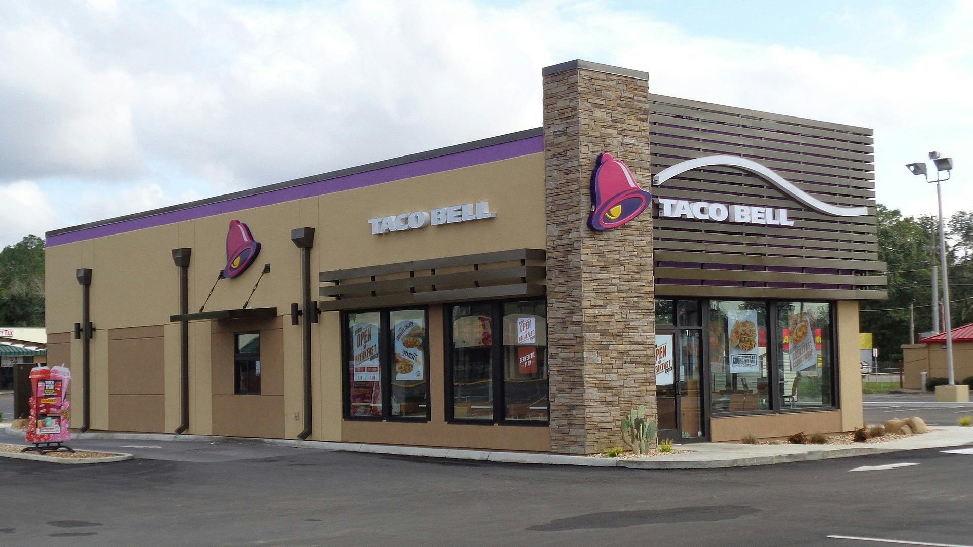 Man Sues Taco Bell Over False Advertising
