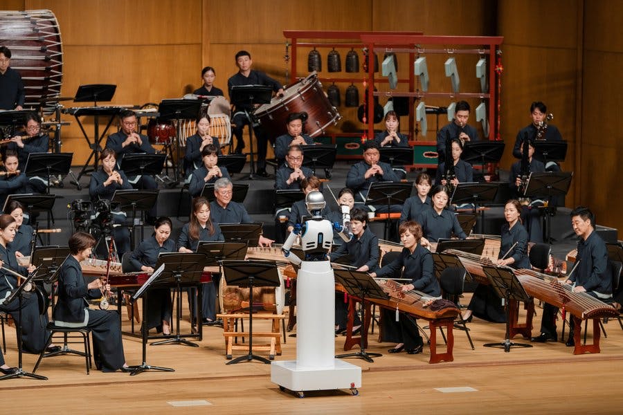 Robot Conducts an Orchestra in South Korea